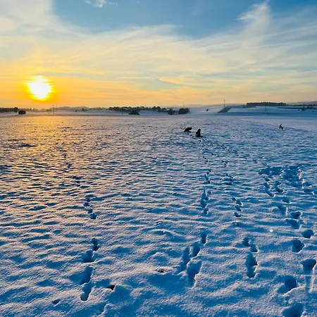 شقة Ruhige, Top Bewertete Ferienwohnung In Lauterbach - Schwarzwald *